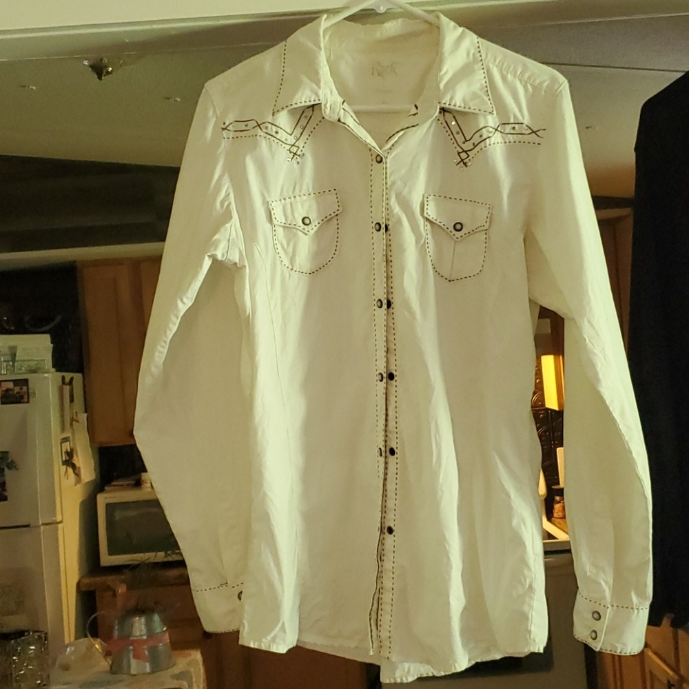 Off white shirt